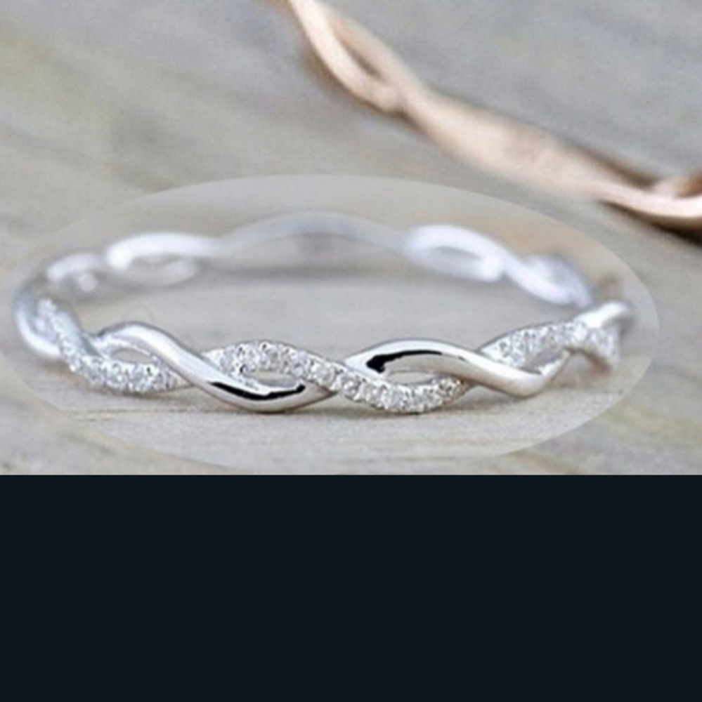 Rings - Picture 5 of 7